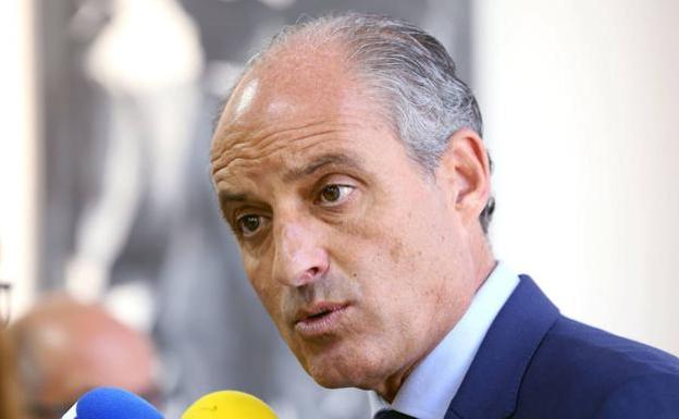 El fiscal pide dos años y medio de cárcel para Camps por los contratos de Gürtel