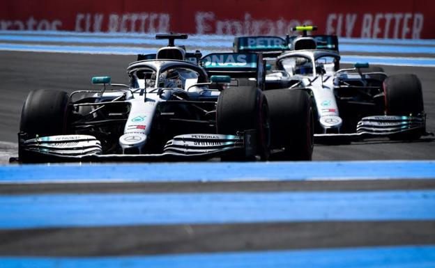 Hamilton y Bottas amenazan con otro fin de semana de dominio