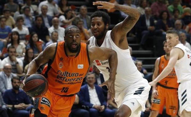 La Euroliga invita al Zenit y aleja a Will Thomas de Valencia Basket