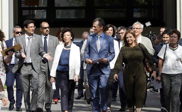 Celaá y Duque inauguran los campus científicos para preuniversitarios en Valencia