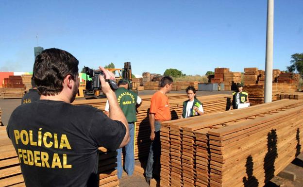 Un empresario se suicida de un tiro en la cabeza en Brasil frente al ministro de Energía