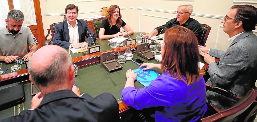 Joan Ribó deja sin dedicación exclusiva a la mitad de los concejales de la oposición