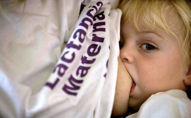 La Universidad de Valencia afirma que la leche materna es buena para la salud de los niños