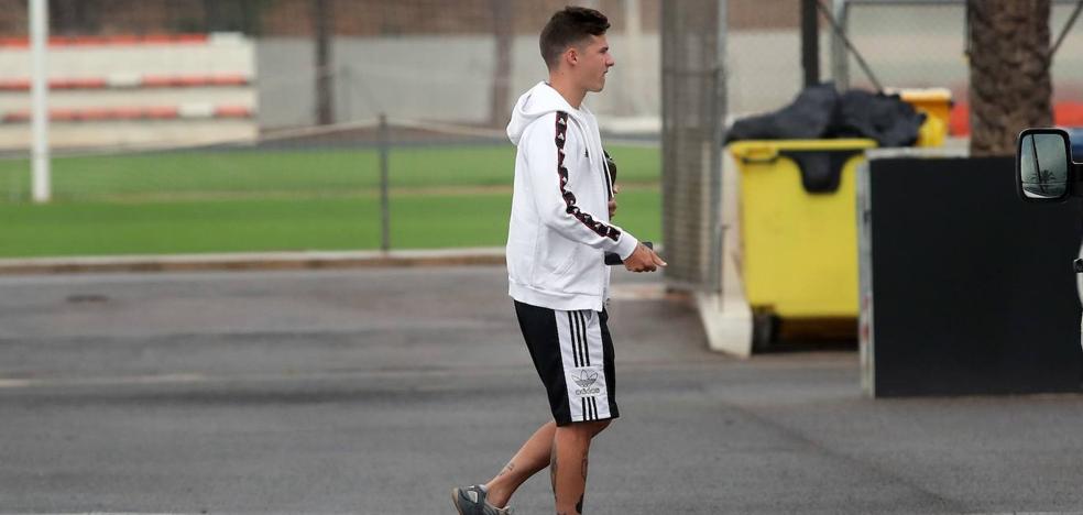 Mina acude a Paterna a la espera de firmar por el Celta