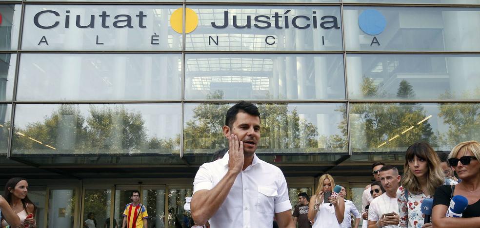Javier Sánchez Santos, tras la sentencia que le declara hijo de Julio Iglesias: «La justicia honra a mi madre. Esto ha sido una batalla ganada, pero muy dura»