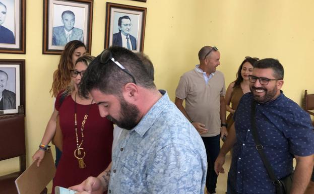 Compromís y PP dejan sin sueldo al equipo de gobierno socialista de El Verger