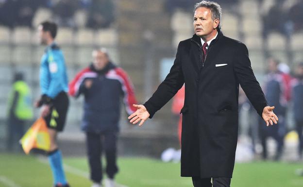 Mihajlovic anuncia que tiene leucemia