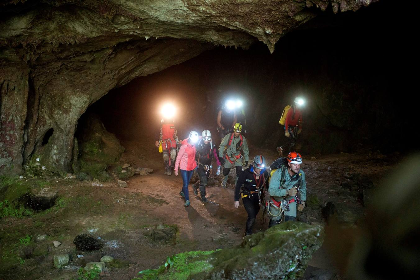 Rescatadas las tres espeleólogas desaparecidas en una cueva en Cantabria