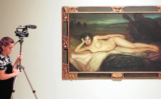 Romero de Torres rompe tópicos en Valencia