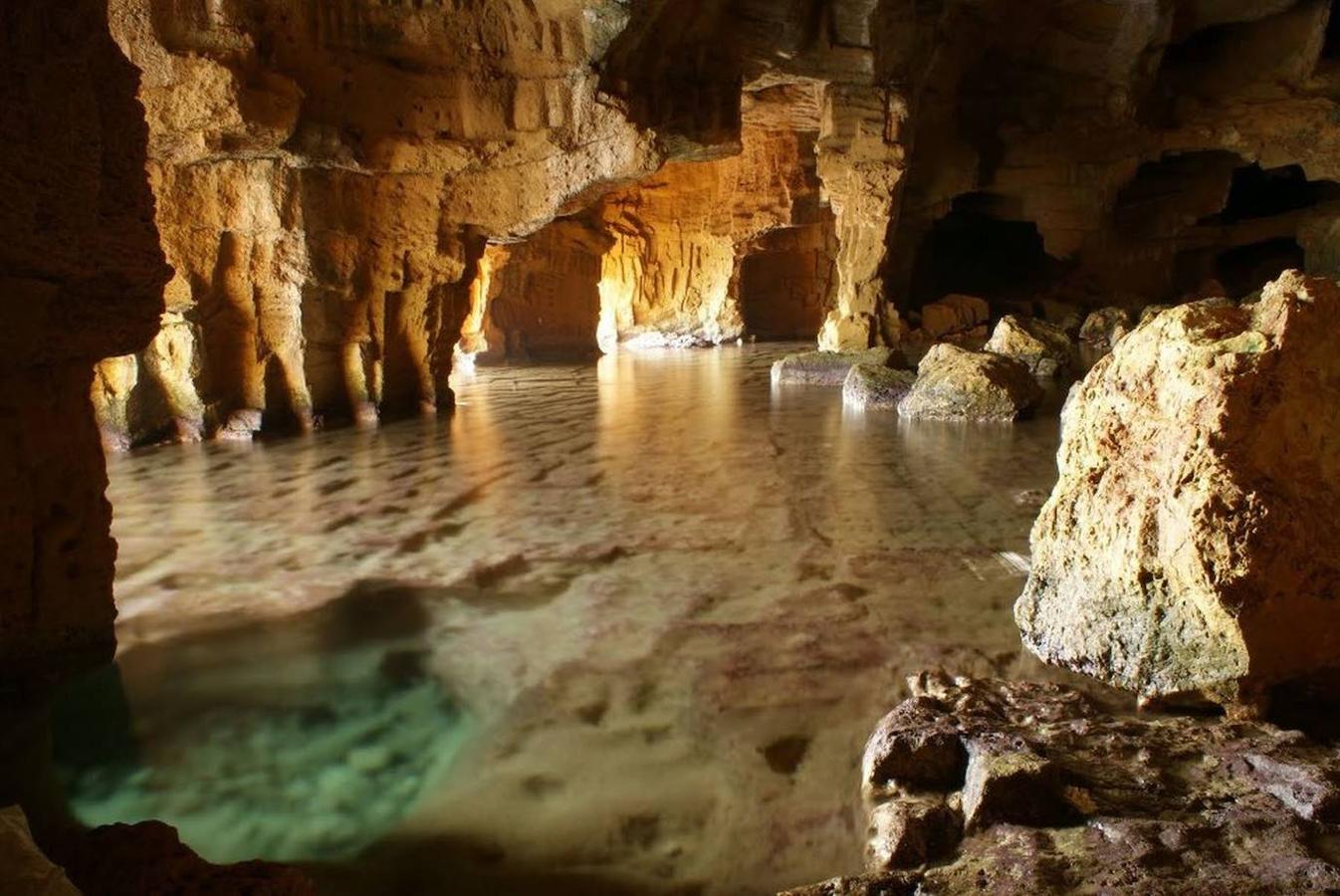 La Cova Tallada de Xàbia, un refugio entre el mar y la montaña