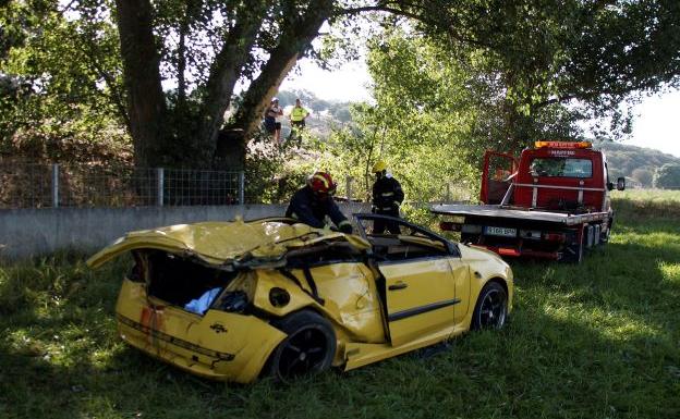 Un taxista avisa de un accidente en Salamanca sin saber que su sobrina de 17 años es una de las tres víctimas mortales