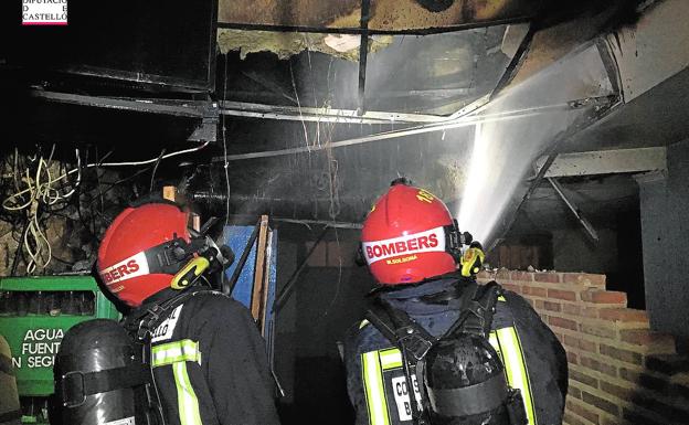 Un incendio en un hotel de Montanejos deja 33 afectados