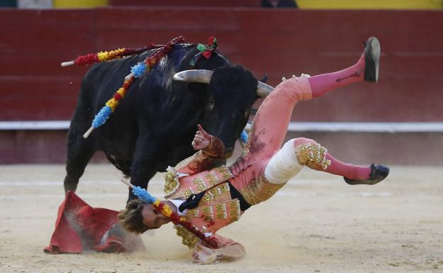 Susto en la primera novillada de la Feria de Julio