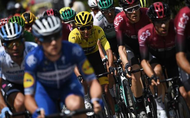 La última etapa del Tour de Francia, en directo: Egan Bernal llega a París por la noche