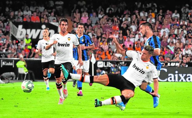 El Valencia continúa en la final de Copa