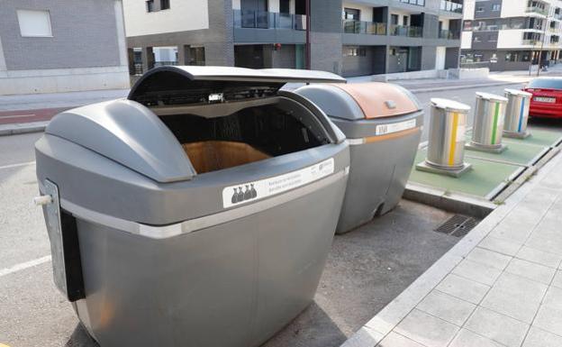 Hallan el cadáver de un bebé en un contenedor de basura en Gijón