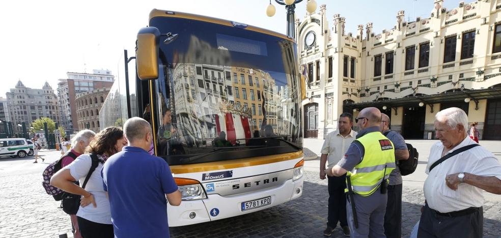 El corte del ferrocarril a Zaragoza causa la pérdida de hasta el 40% de viajeros