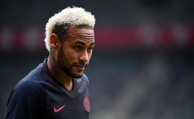 La Fiscalía brasileña recomienda archivar la causa contra Neymar por violación