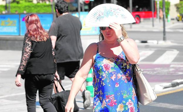El calor extremo se ceba con Valencia con registros máximos de 43,5 grados