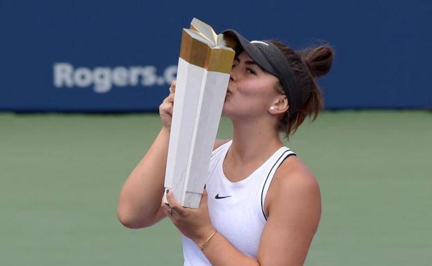 Serena Williams se retira por lesión de la final, Andreescu gana el título