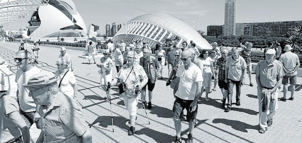 LOS TURISTAS MERECEN UNA CIUDAD MEJOR