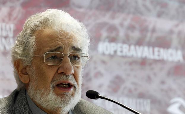 Plácido Domingo dice que creyó siempre que todas sus «interacciones y relaciones» con mujeres eran «bienvenidas y consensuadas»