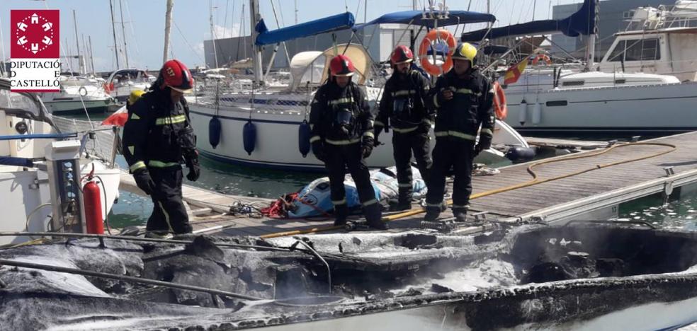 Seis heridos al arder una embarcación de recreo en Benicarló