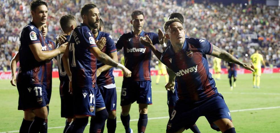 El artillero Roger sale al rescate del Levante
