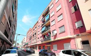 Un hombre de 66 años mata a su hijo de dos puñaladas tras discutir en Paterna