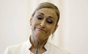 Cifuentes, sus enemigos y los pecados del pasado