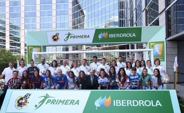 Arranca la Primera Iberdola, la máxima competición de fútbol femenino español