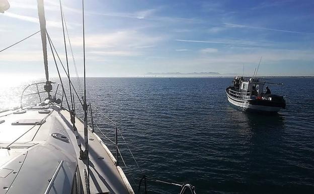 Pescador por un día: el turismo que echa el ancla en la Comunitat