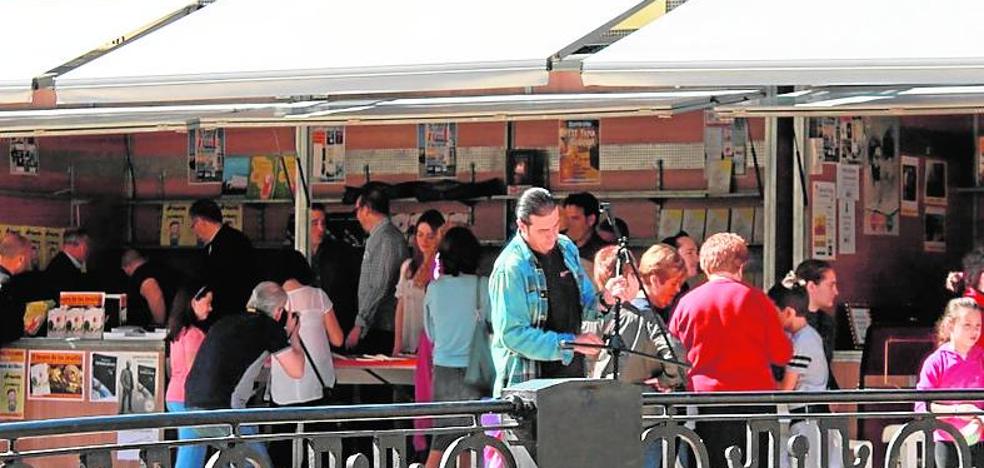 Alfafar bautiza la Feria del Libro con el nombre del escritor Llorenç Giménez