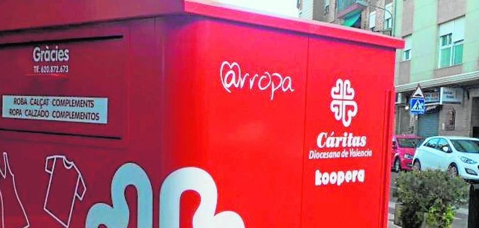 Los contenedores de ropa de Burjassot recogen 40.000 kilos