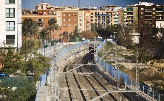 Ábalos anuncia la licitación de la redacción del Estudio Informativo de la prolongación sur del túnel de Serrería