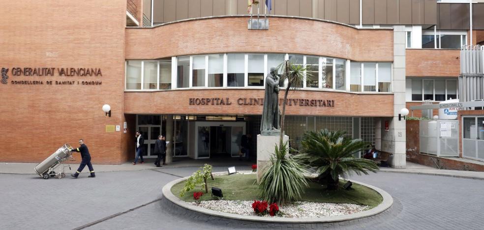Otra avería en el Clínico retrasa la emisión de analíticas y recetas
