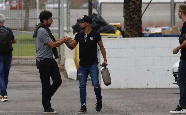 Alemany abandona la sede del club sin hacer declaraciones