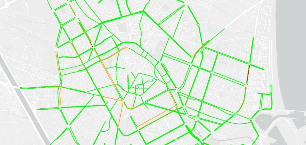 El tráfico en Valencia se resiente por las lluvias con atascos en accesos y bulevares