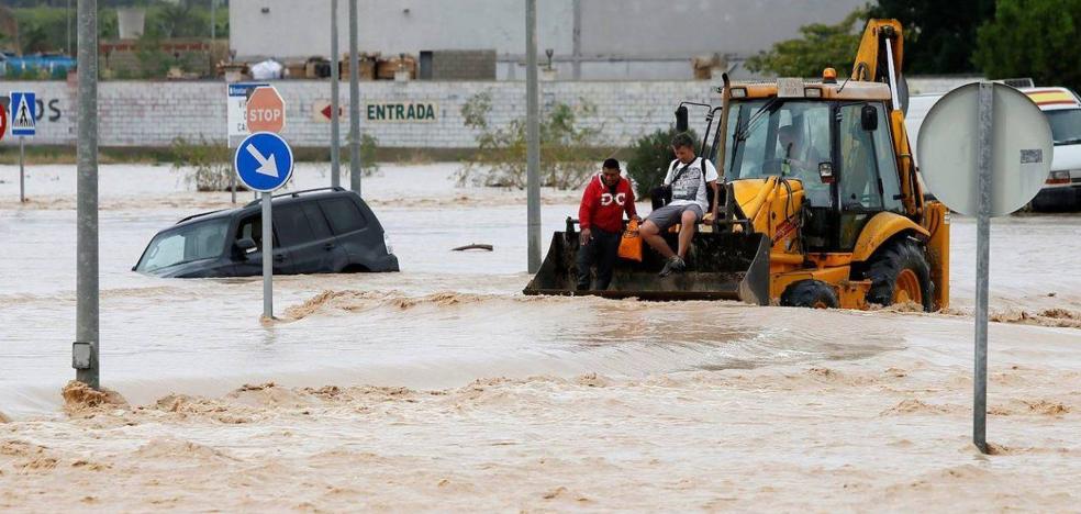 La gota fría arrasa la Vega Baja