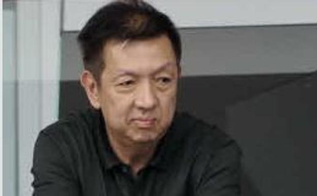 Centenares de valencianistas protestan en Mestalla: «Lim go home»