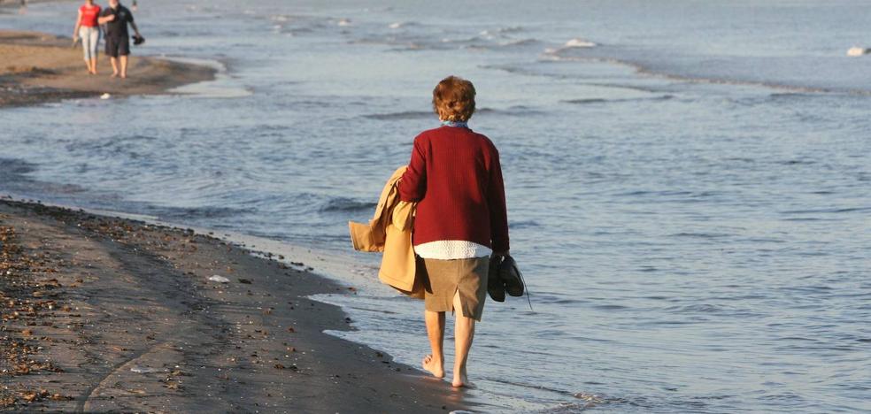 Dos hombres fallecen ahogados en la playa de la Malvarrosa