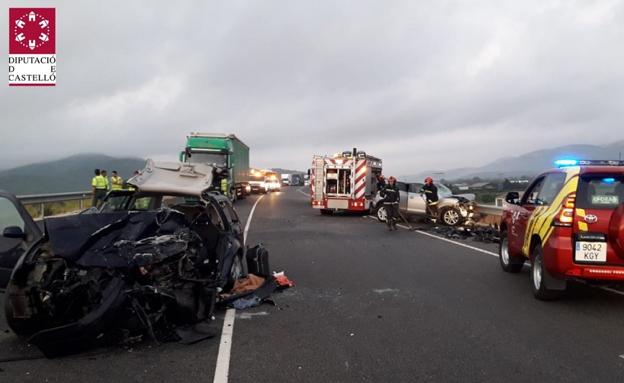 Fallecen atrapadas dos personas en un accidente de tráfico en la N-340 en Peñíscola