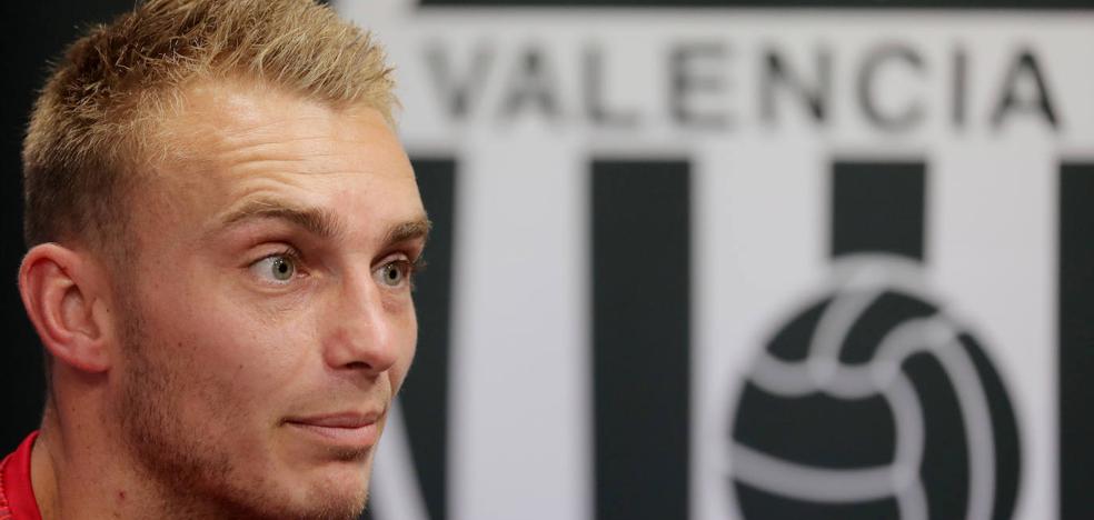 Cillessen: «El Ajax es como el Barça»