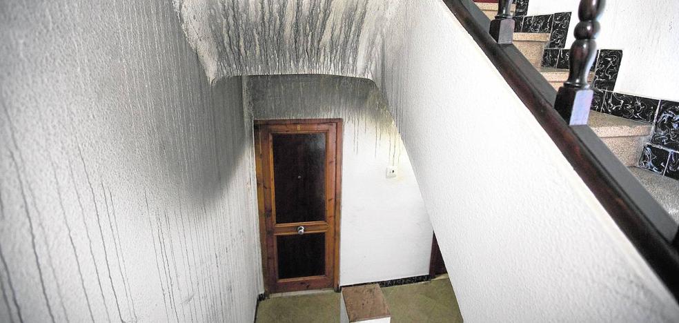 Un muerto y cuatro heridos al arder un laboratorio de marihuana sintética en Valencia