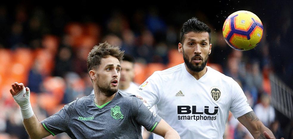El Valencia paraliza la renovación de Garay