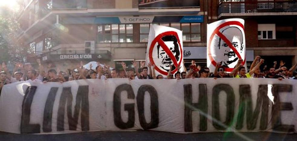 La Federación de vecinos estudia las quejas por la megafonía de Mestalla