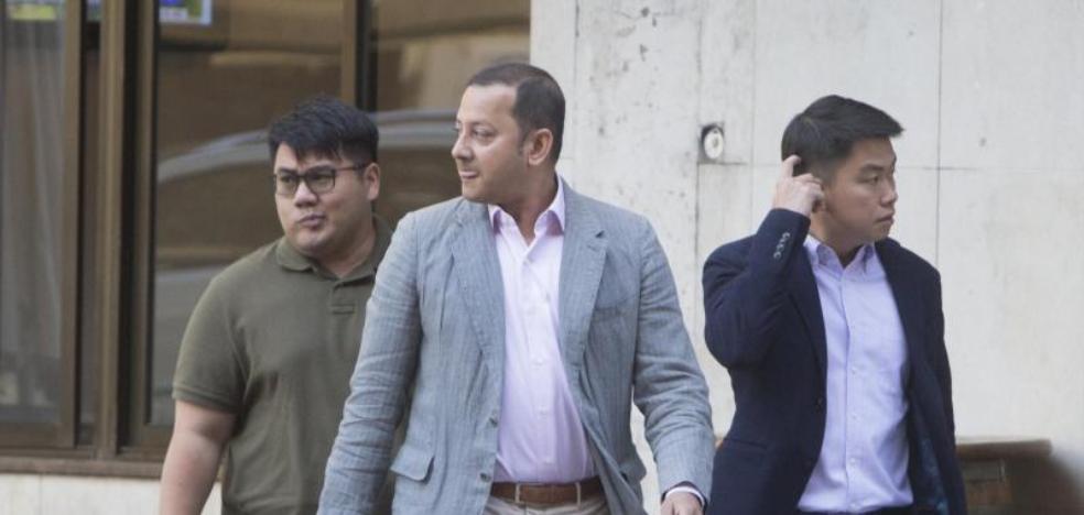 Anil Murthy obvia la autocrítica y niega que Lim quiera vender el club