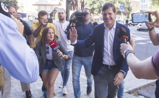 Javier Gómez dejará la LFP y Mateo Alemany es el favorito para sustituirle