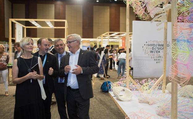 Valencia recibe el testigo para ser la Capital Mundial del Diseño 2022