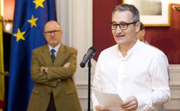 Les Corts reeligen a Vicent Cucarella como síndic major de Comptes